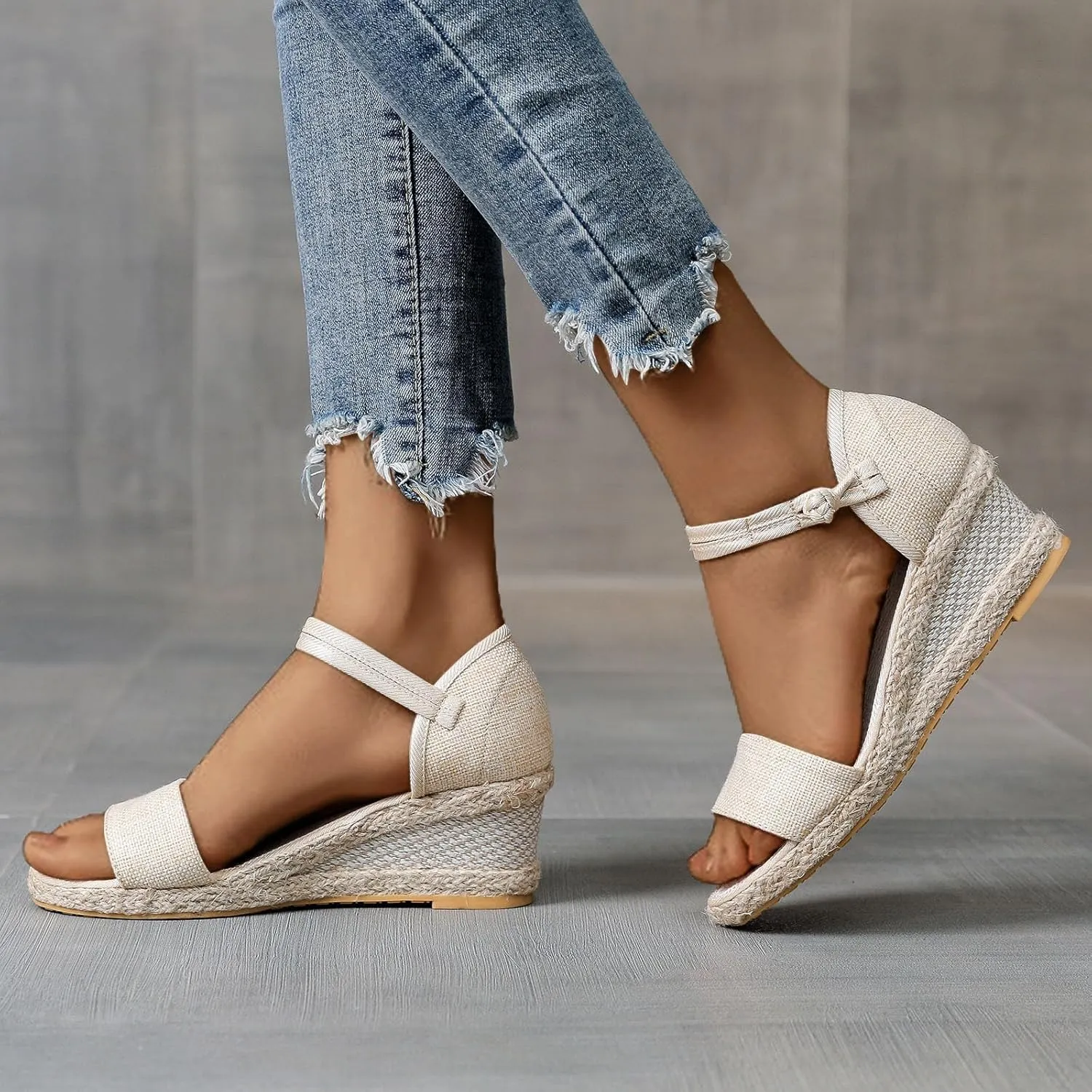 Cathalem Wedge Sandals for Women, Women's Ankle Strap Closed Toe Heels Sandals Casual Platform Buckle Strap Breathable Summer Sandals