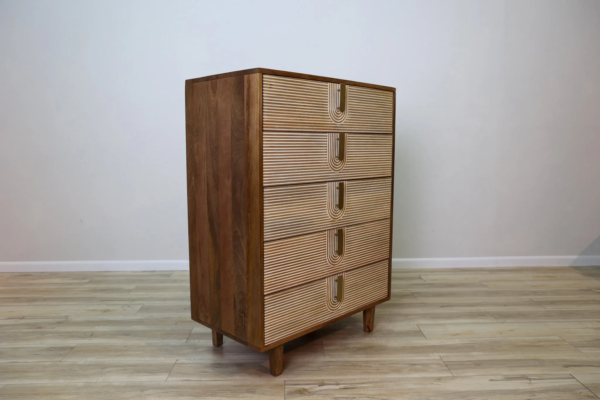 Eclipse Chest
