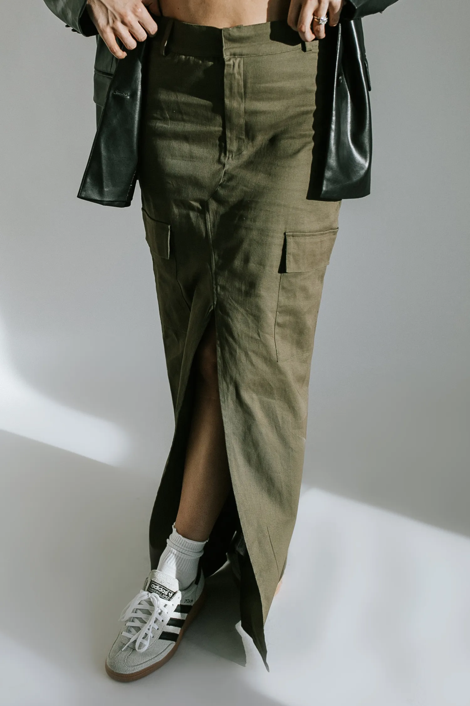 Nova Cargo Slit Skirt - Olive