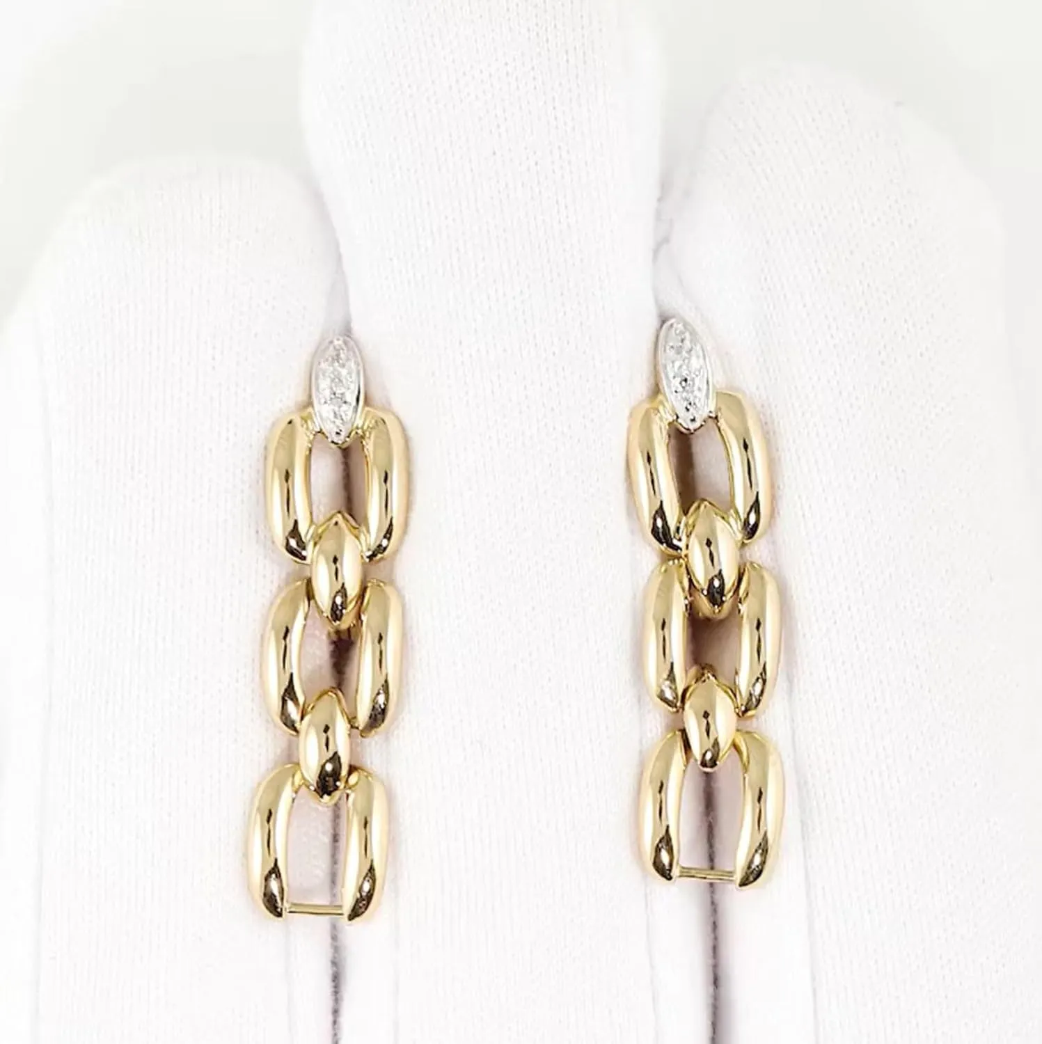 Oval Link Linear Drop Dangle Earring, 14k Gold Cuban Chain Link Earring, Diamond (0.06ct) PaperClip Chain, Earrings for Women.