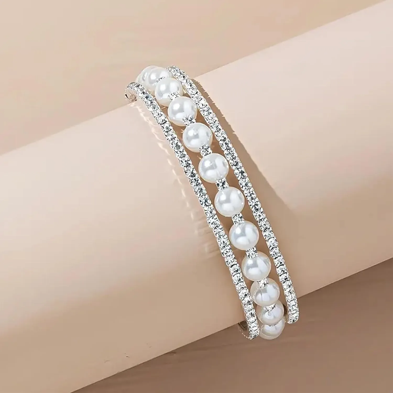 Pearl Bracelets for Women Trendy Stuff Dainty Gold Pearl Bracelet for Women Pearl Beaded Bracelets Stretch Stackable Bracelets Bridesmaid Jewelry Gifts