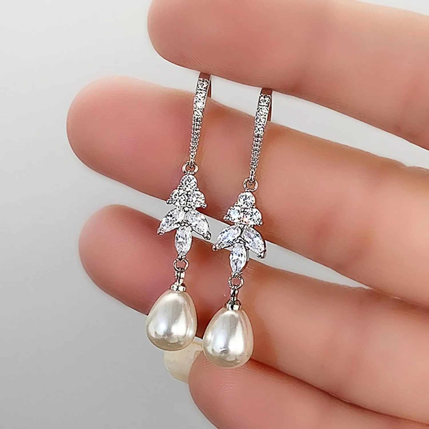 Pearl Earrings for Women Pearl Drop Earrings Pearl Stud Earrings Pearl Clip on Earrings Prom Party Wedding Earrings for Brides Jewelry Gifts