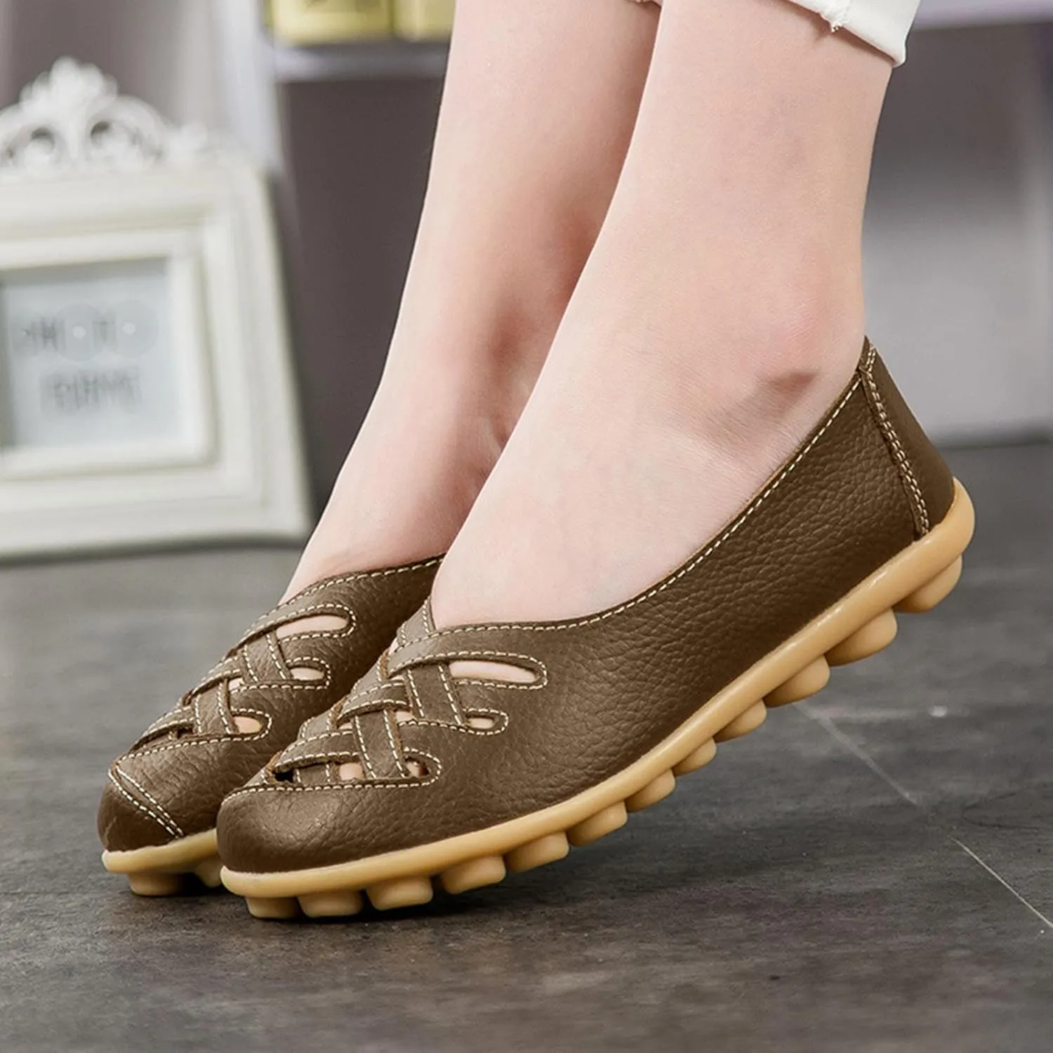 Women's Leather Loafers Walking Casual Orthopedic Loafers Summer Breathable Driving Flats Comfortable Slip On Baech Shoes