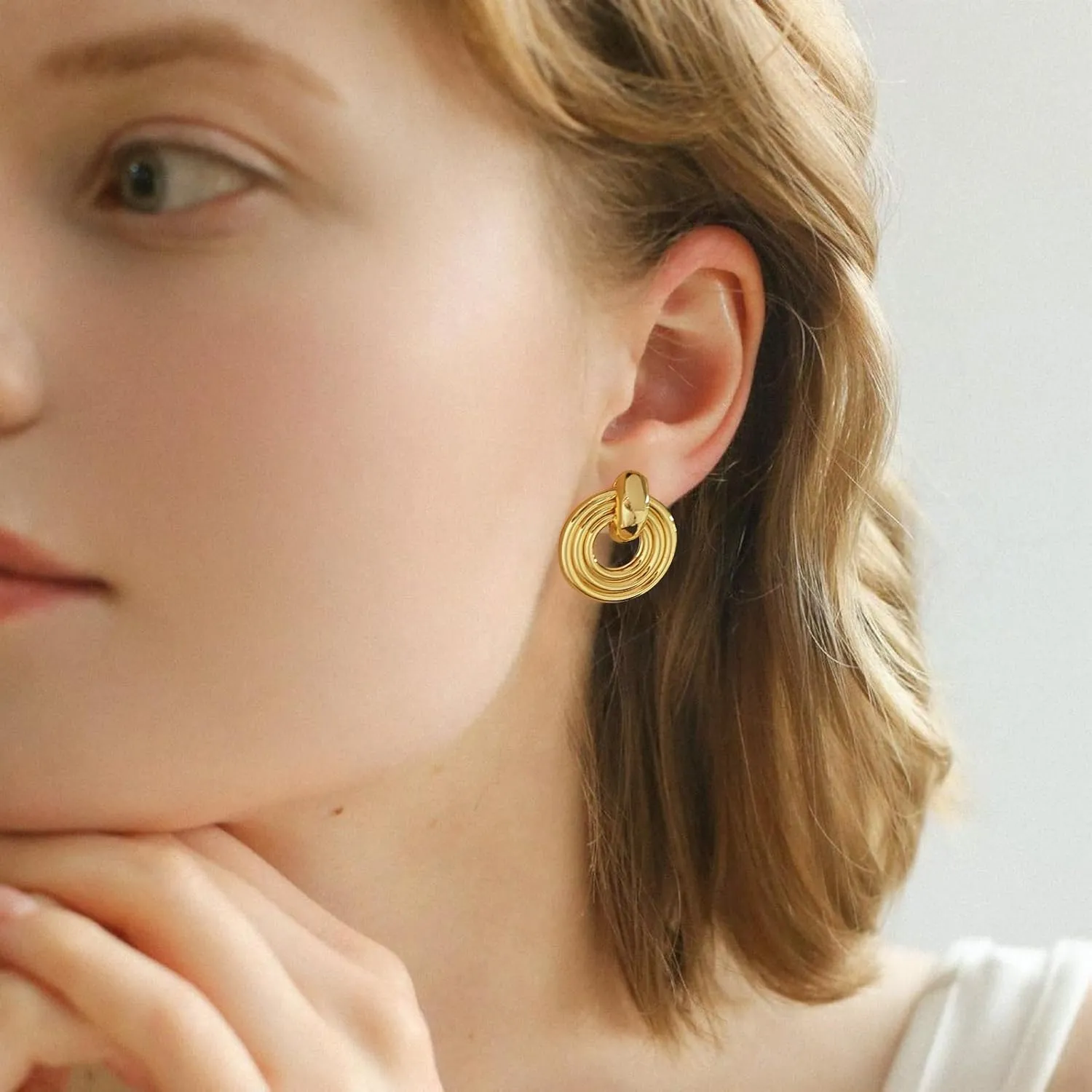 WOWORAMA Double Circle Drop Earrings for Women Gold Silver Geometric Hoop Dangle Earrings Round Circle Hoop Earrings Lightweight Statement Hoop Earrings